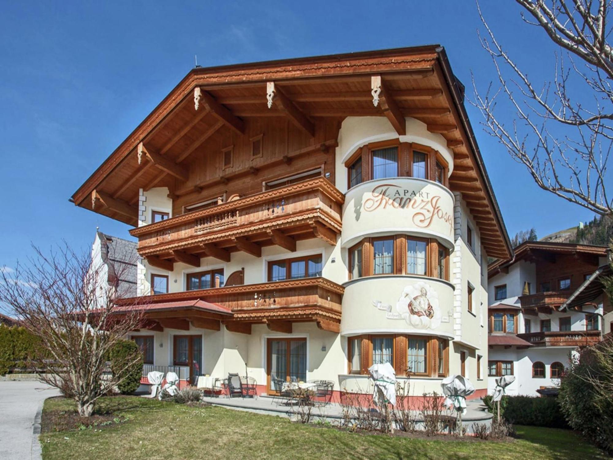 שטום Attractive Holiday Home In Kaltenbach On The Ski Slope מראה חיצוני תמונה