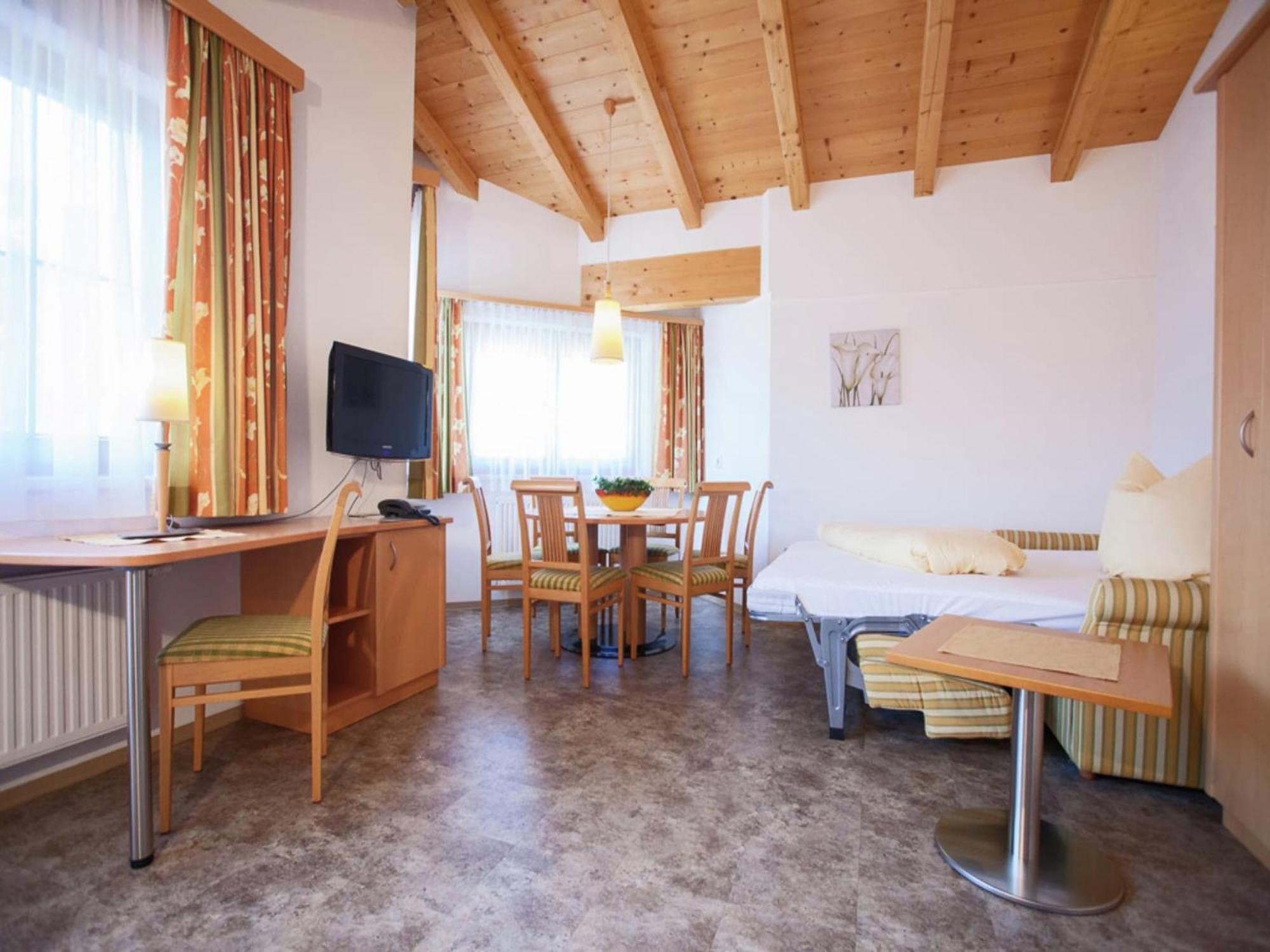 שטום Attractive Holiday Home In Kaltenbach On The Ski Slope מראה חיצוני תמונה