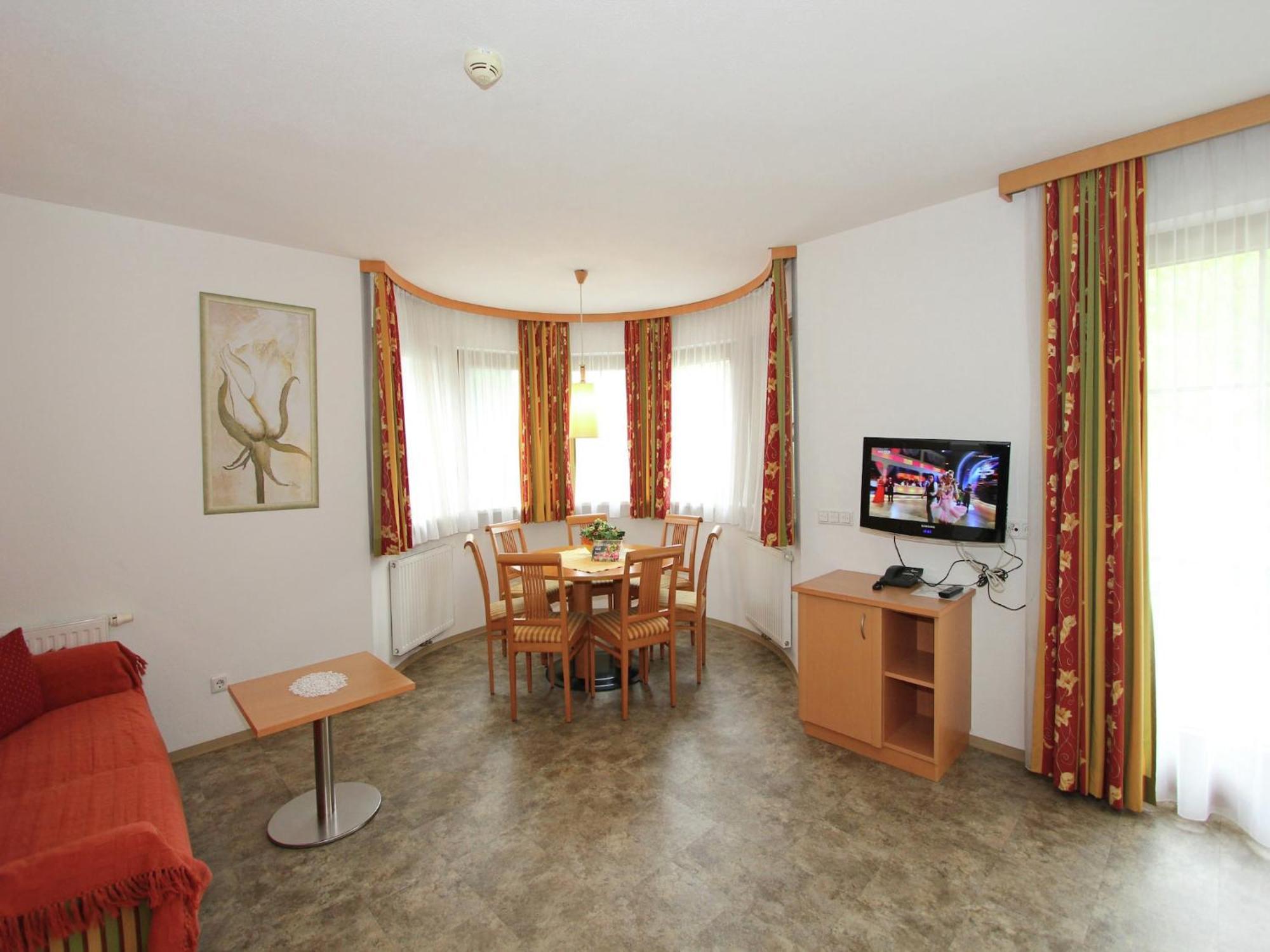 שטום Attractive Holiday Home In Kaltenbach On The Ski Slope מראה חיצוני תמונה